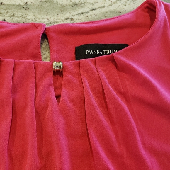 Ivanka Trump Keyhole Tank Top Pink - Picture 5 of 6